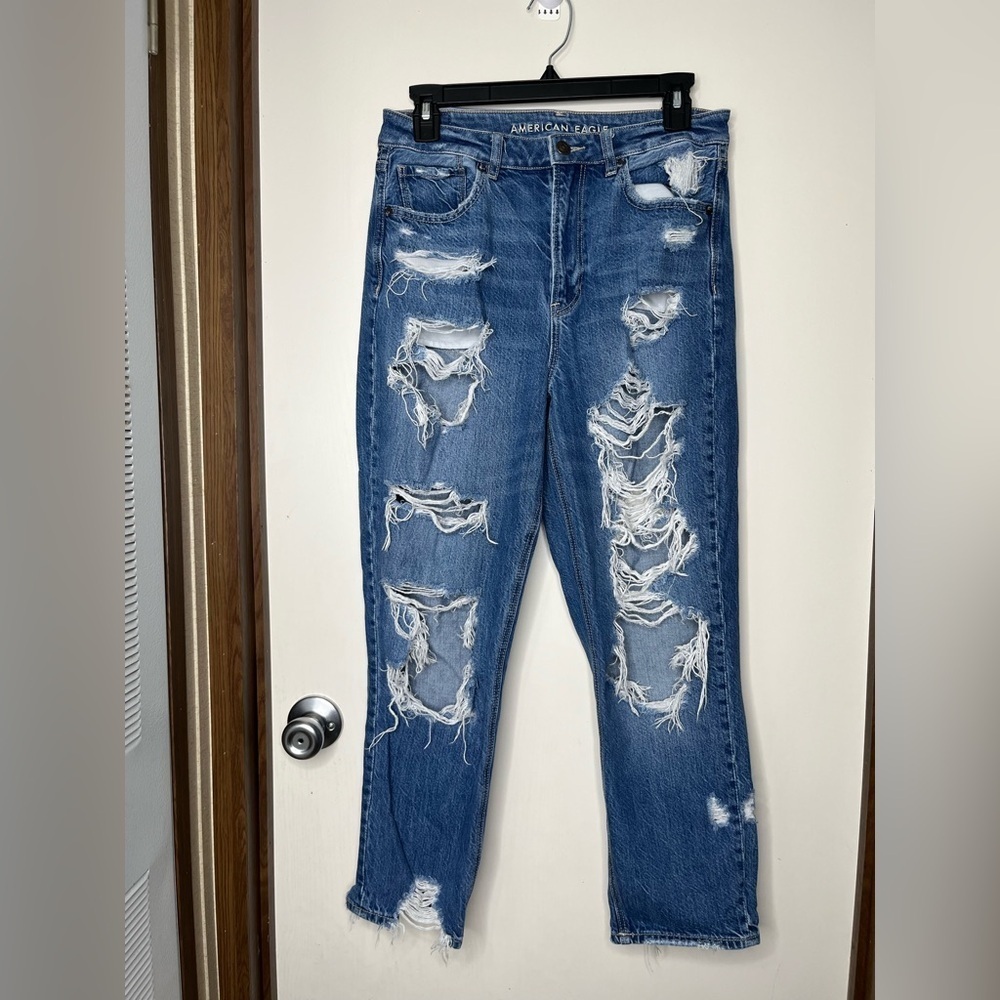 American Eagle Outfitters Blue Boyfriend Jeans Raw Hem - Picture 1 of 6